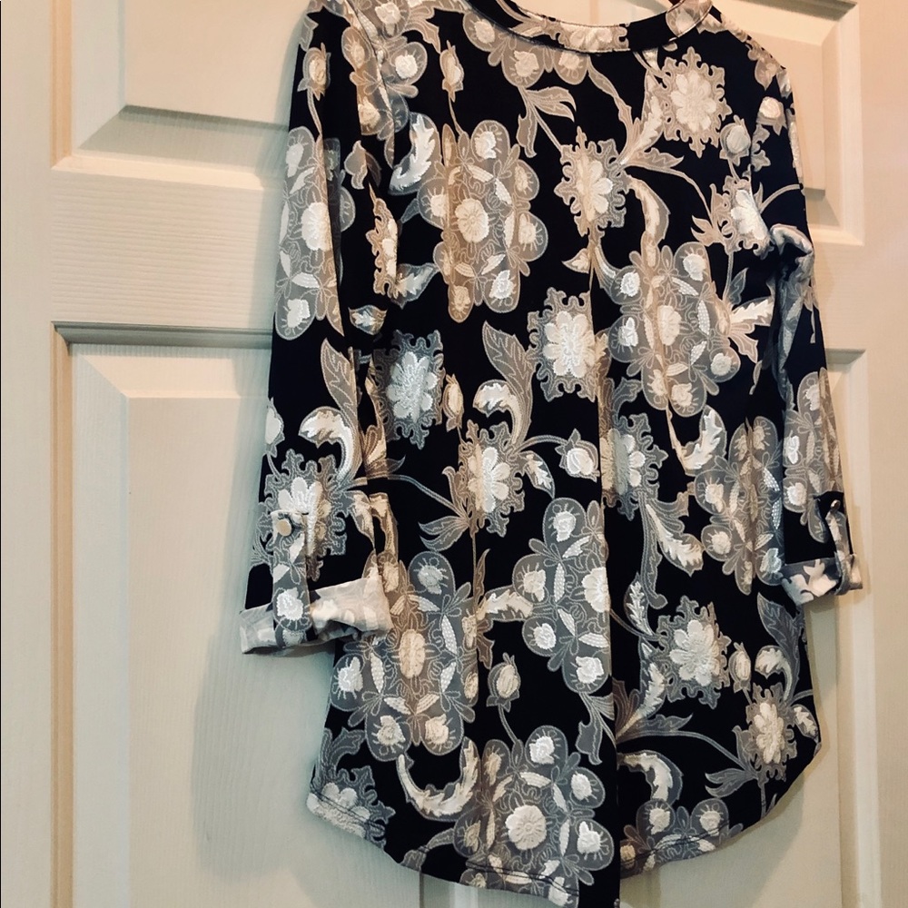 SJS Top—Size Small - Picture 3 of 6